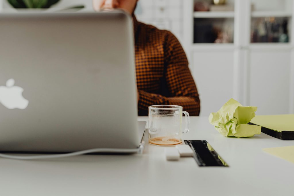 pexels-karola-g-5882625